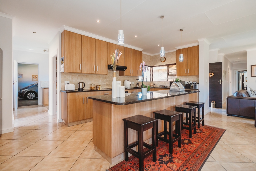 3 Bedroom Property for Sale in Heather Park Western Cape